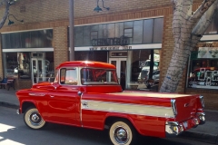Gregg Bunch's 1957 Apache 31 Cameo Pickup